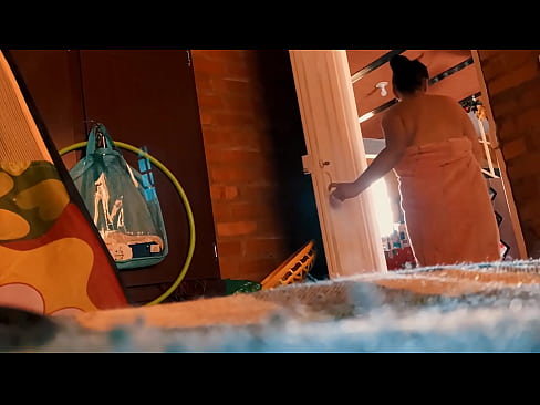 ❤️ Mäi Monni follegt mir an d'Dusch, hie féckt mech wärend ech duschen. ️ Fuckvideo op lb.hentaisaturn.ru ﹏